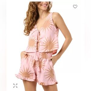 Tiare Hawaii Eclipse Linen pull on shorts, size M/L